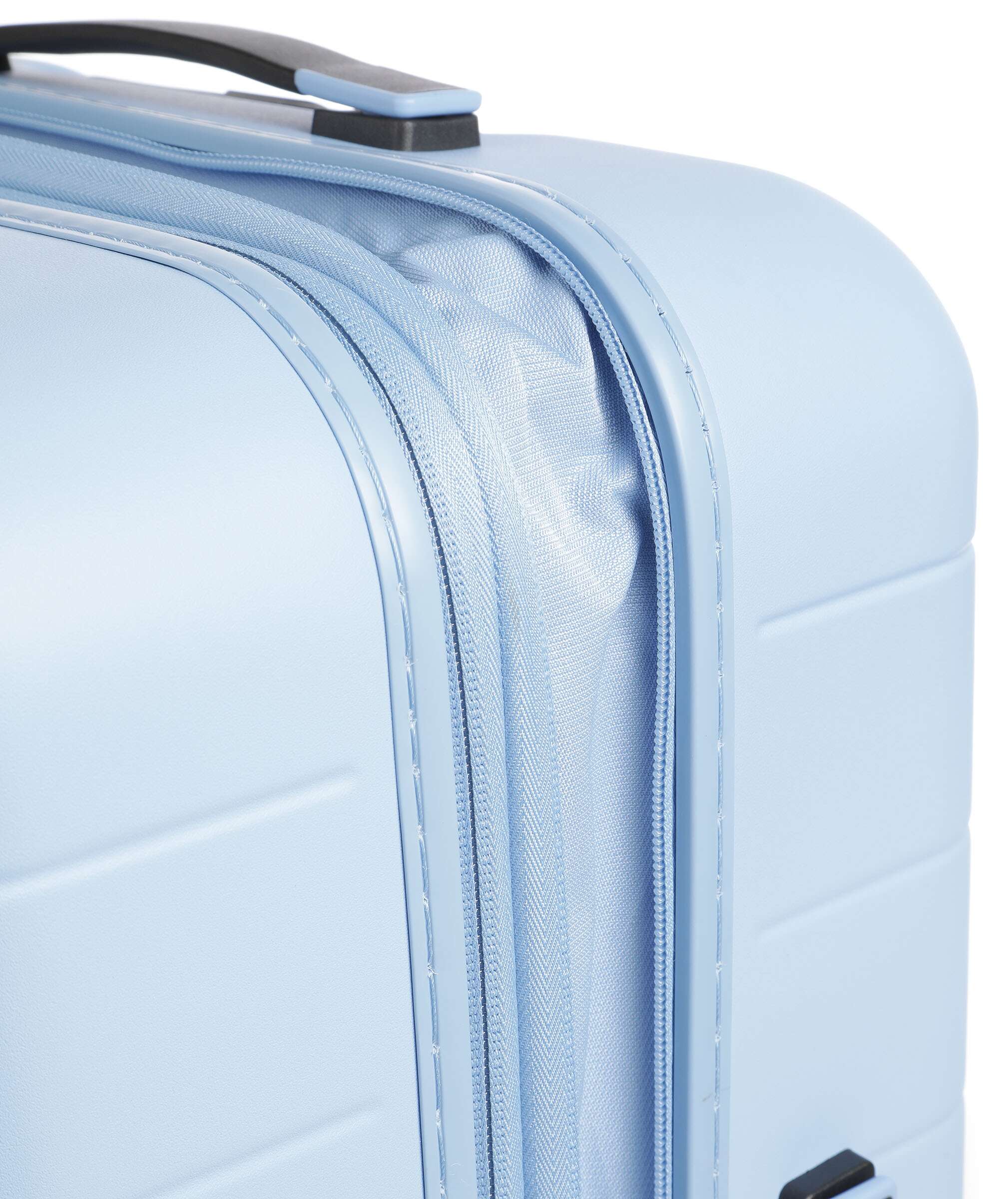 American Tourister Novastream Walizka na 4 kołach pastel blue - Image 4