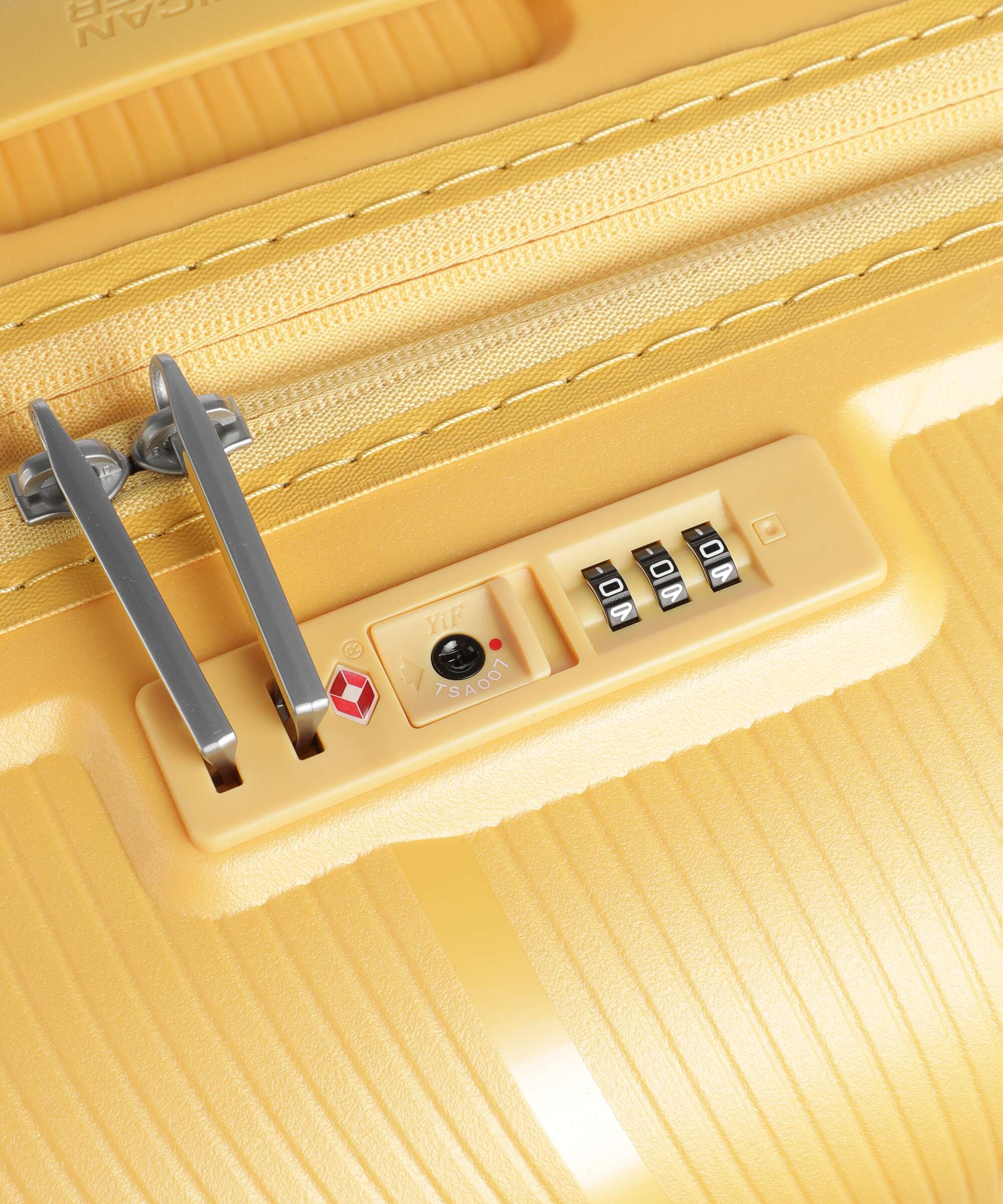 American Tourister Starvibe Walizka na 4 kołach metallic banana - Image 3