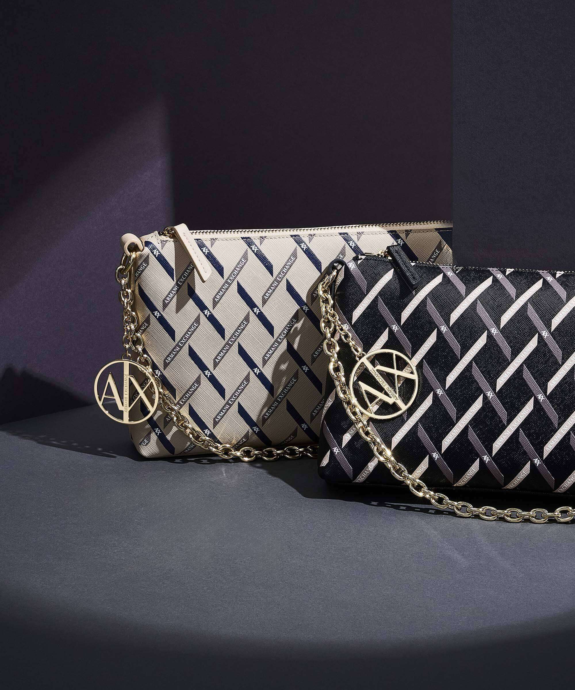 Armani Exchange Gynger Logo Torba na ramię black - Image 2