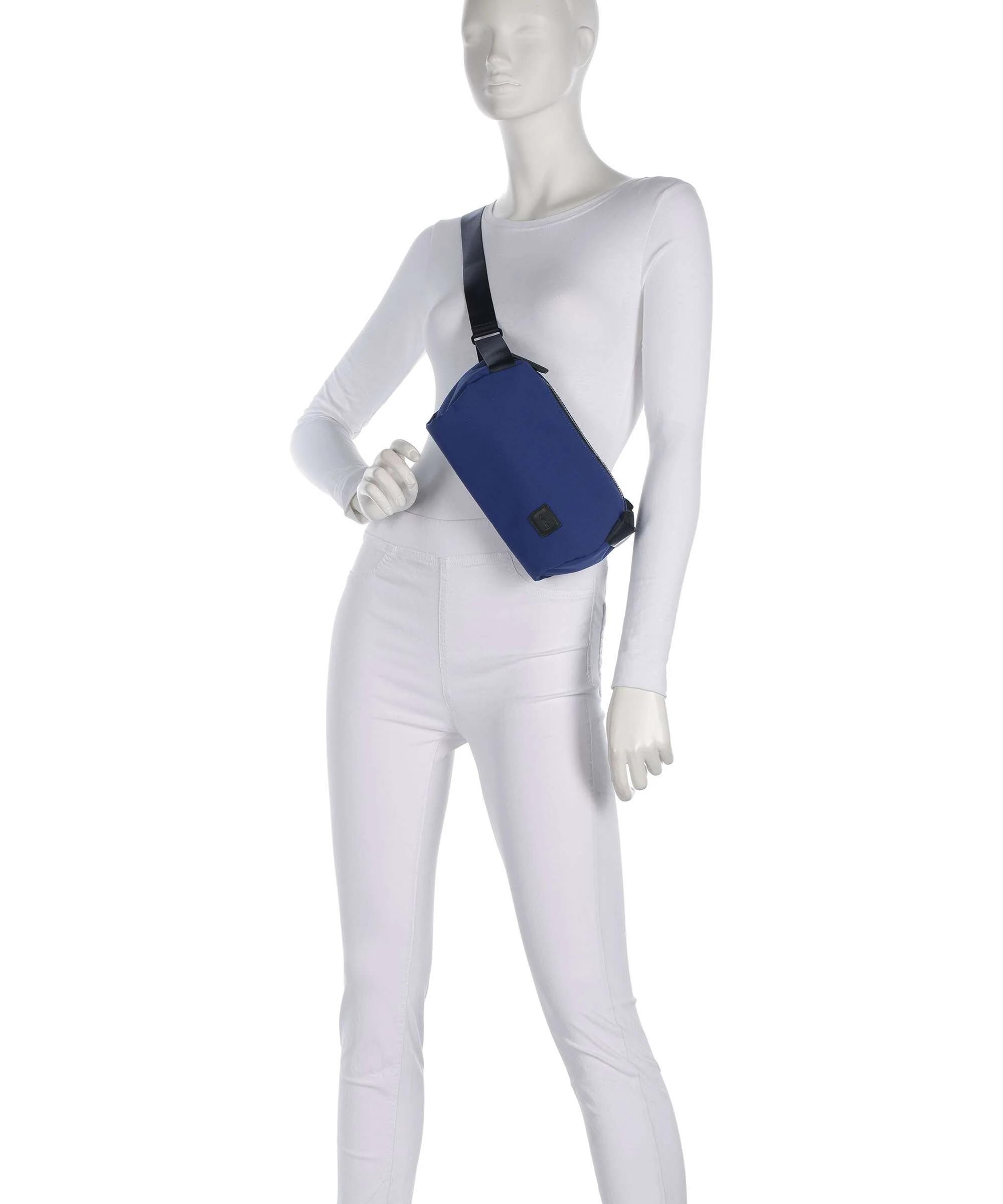 Bellroy Classic 3 Plecak na jedno ramię indigo - Image 3