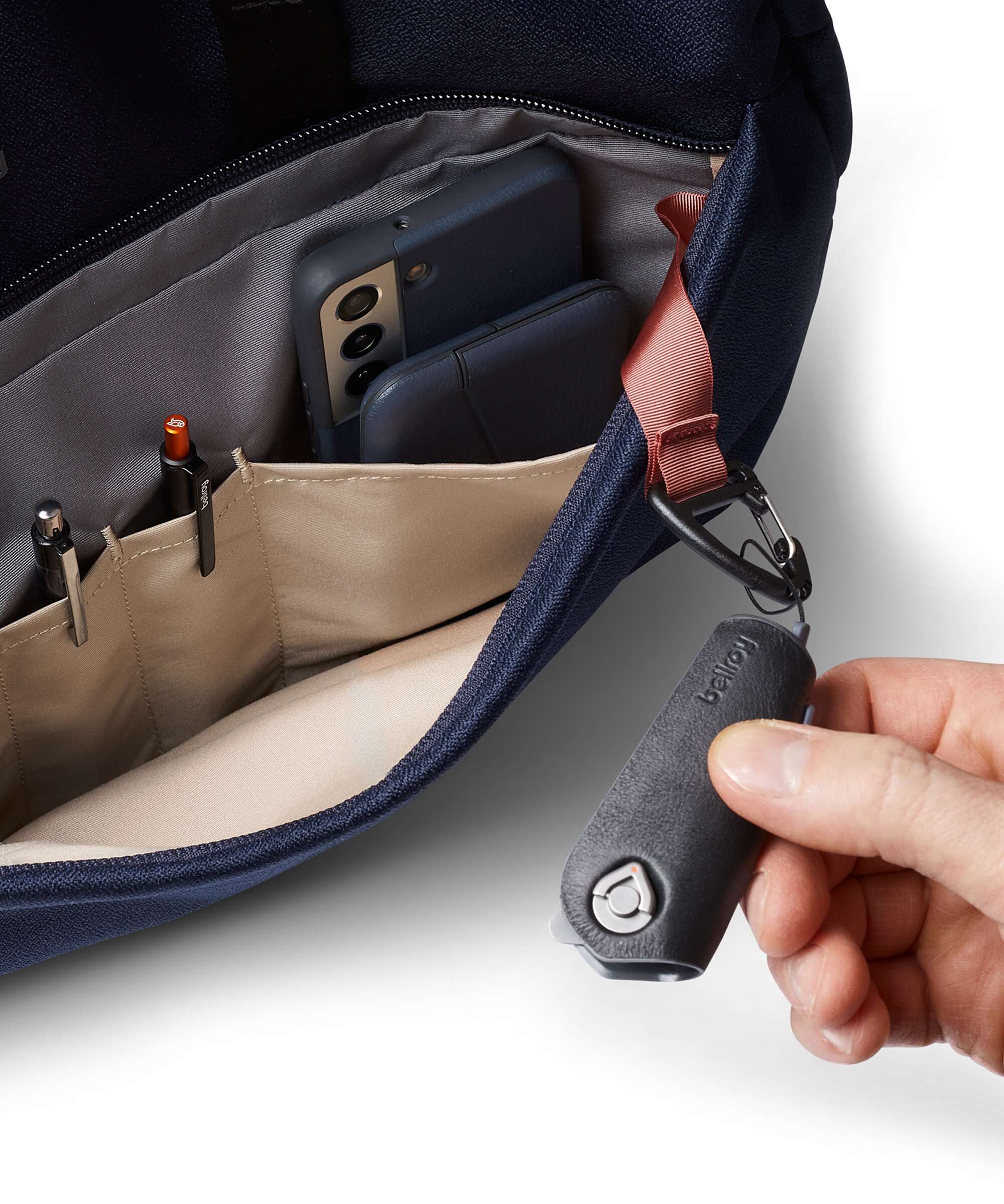 Bellroy Via 14 Aktówka navy - Image 6