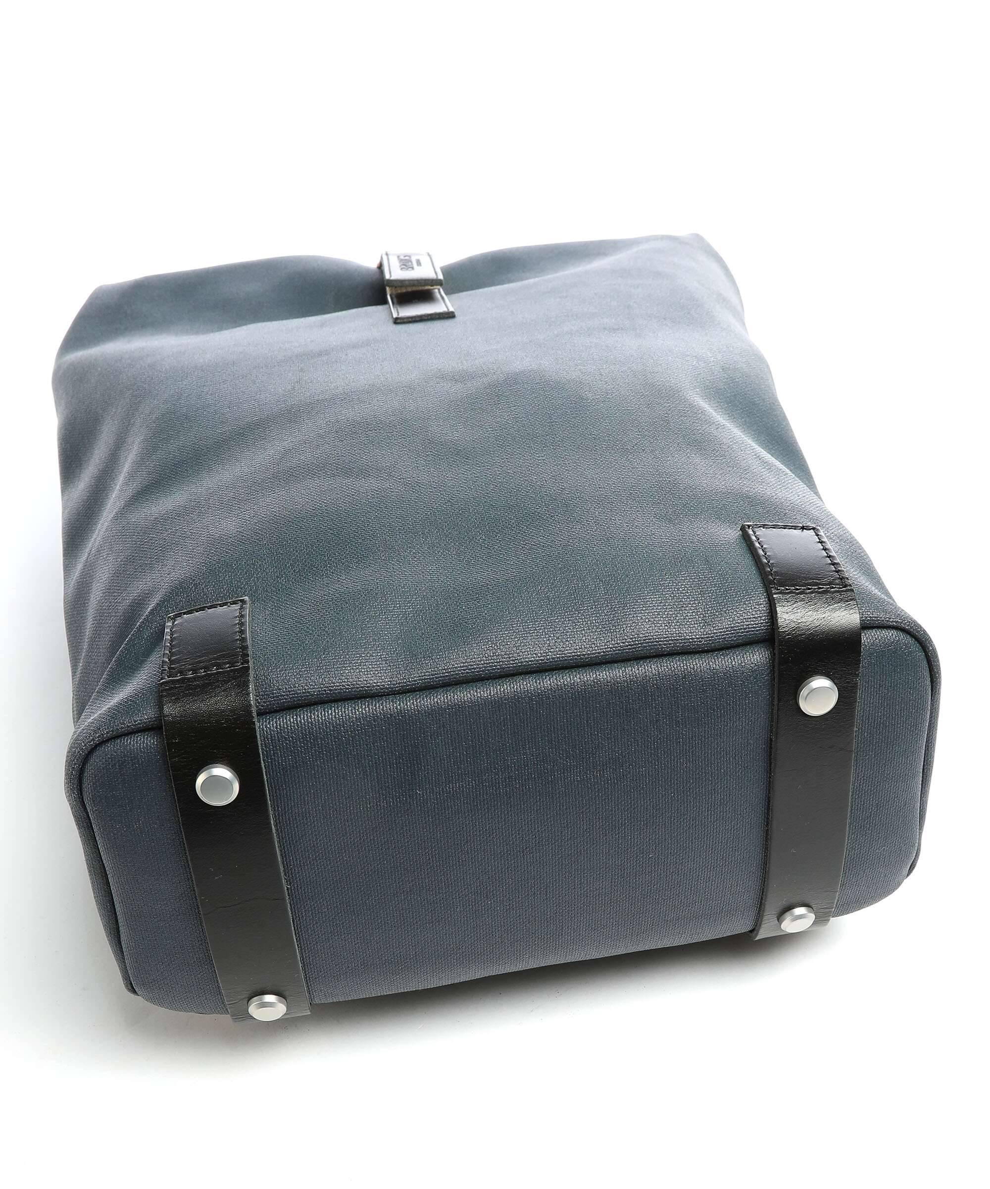 Brooks England Pickwick Cotton Canvas Small Plecak z rolowanym zamknięciem dark blue - Image 3