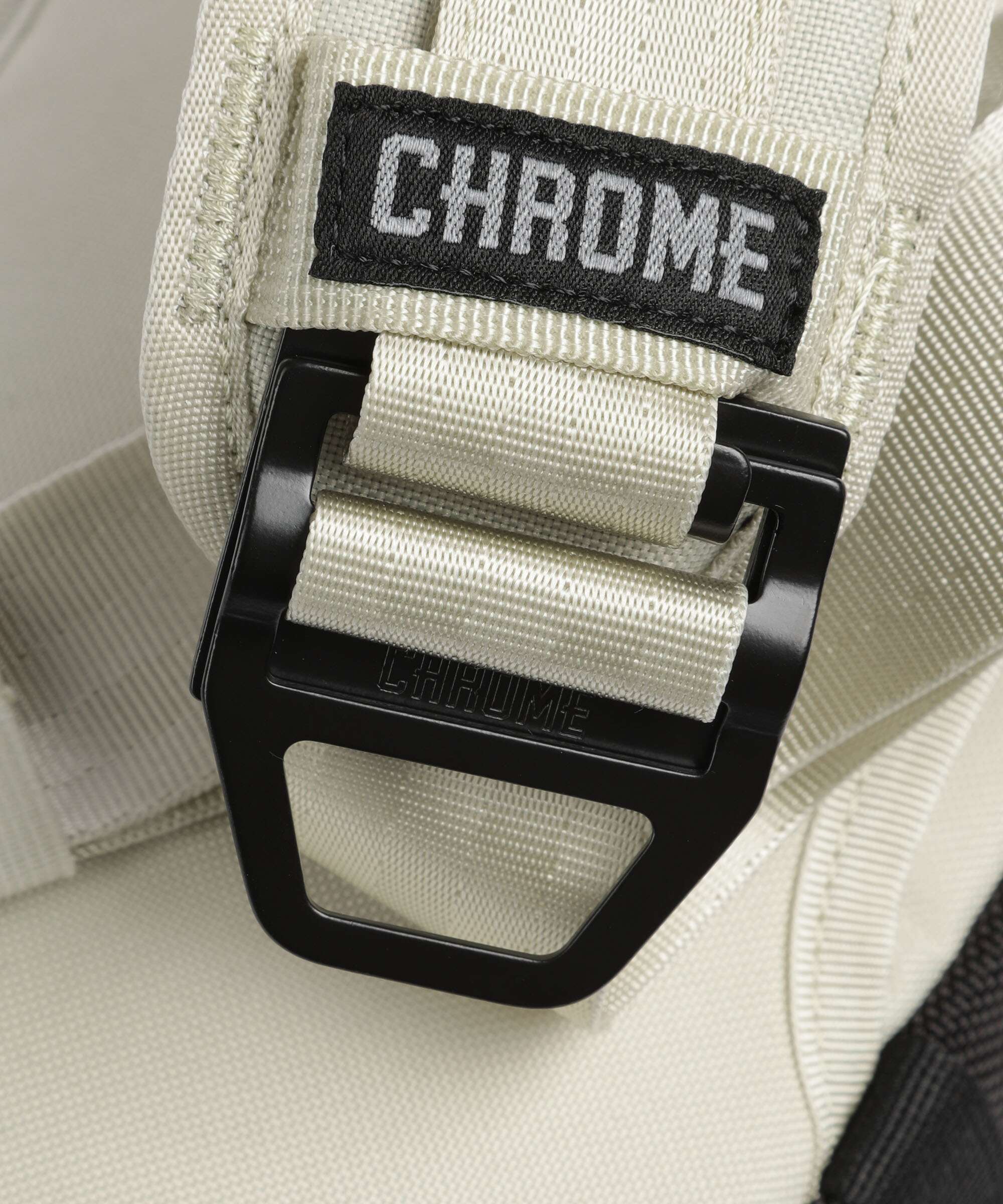 Chrome Kadet Mini Torba przez ramię beżowy - Image 4