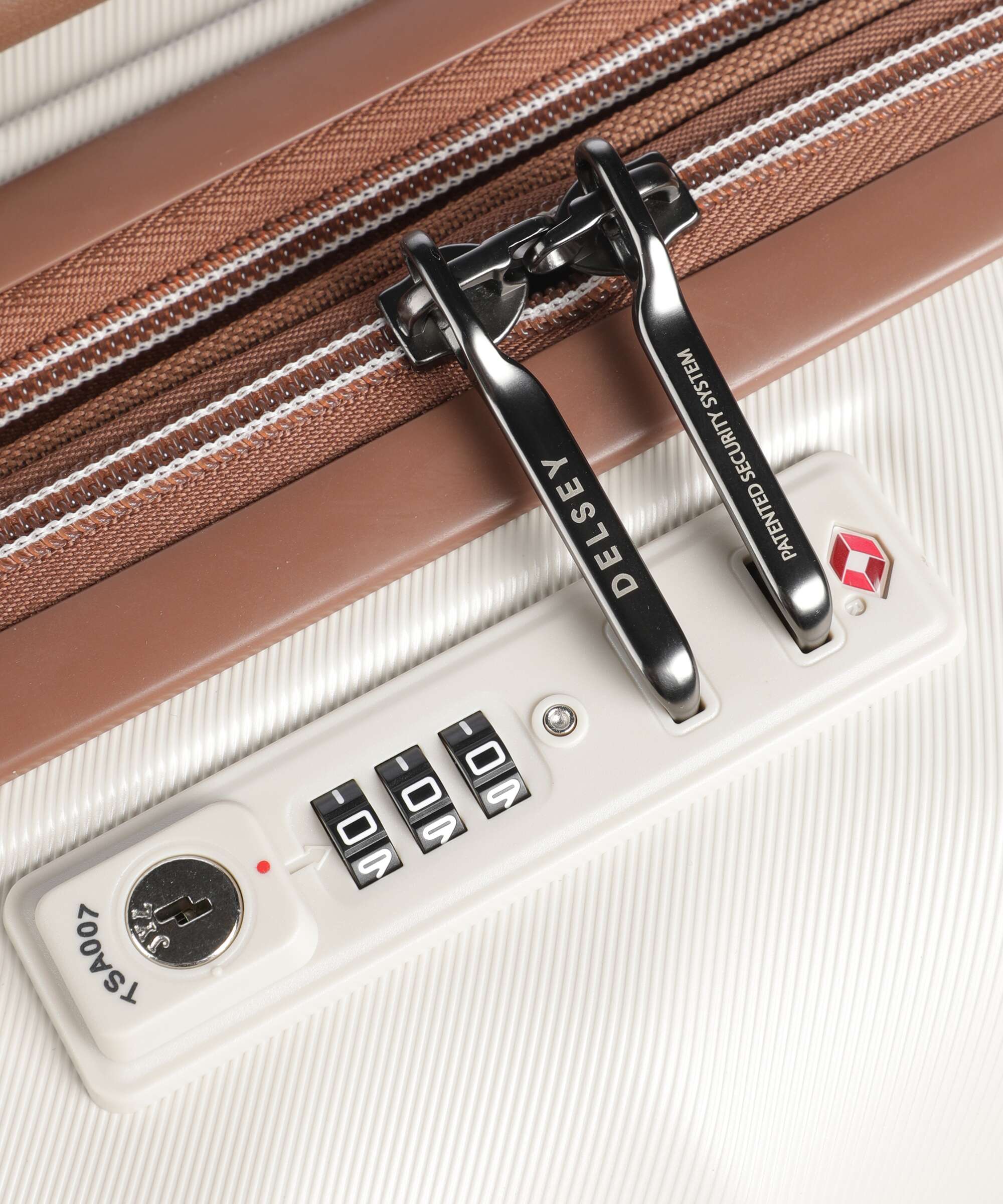 Delsey Paris Carrousel 2 Walizka na 4 kołach off white - Image 3