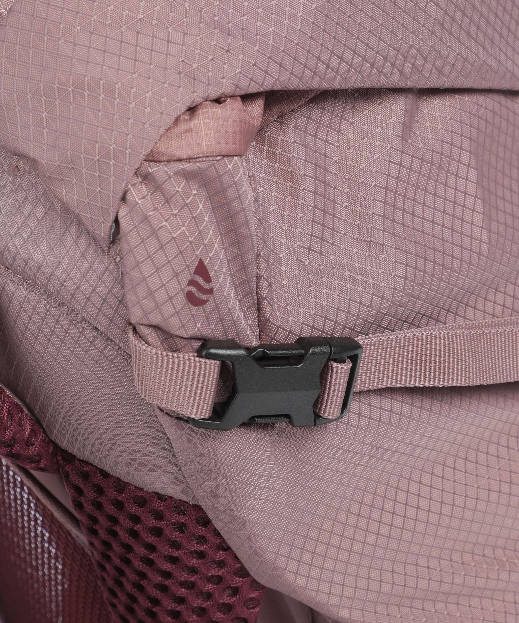 Deuter Futura 30 SL Plecak turystyczny cassis ashrose - Image 4