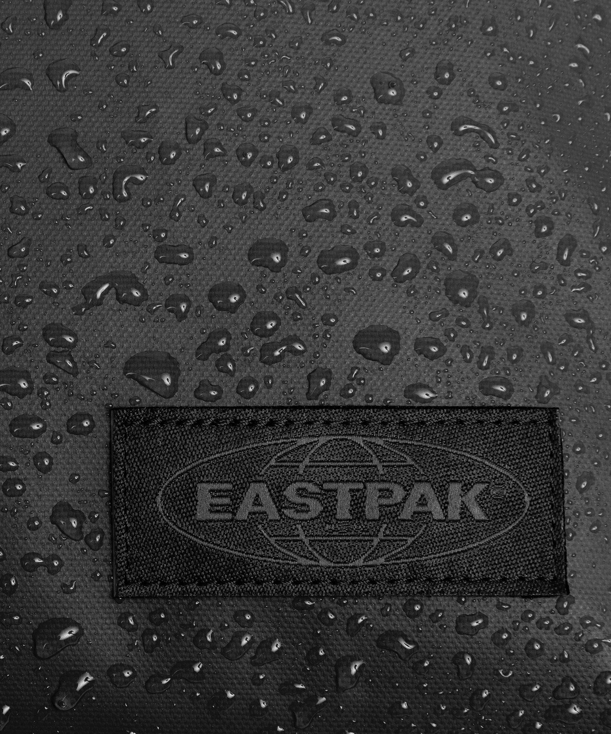 Eastpak Tarp Duffel Pack M Torba podróżna na kółkach tarp black - Image 5