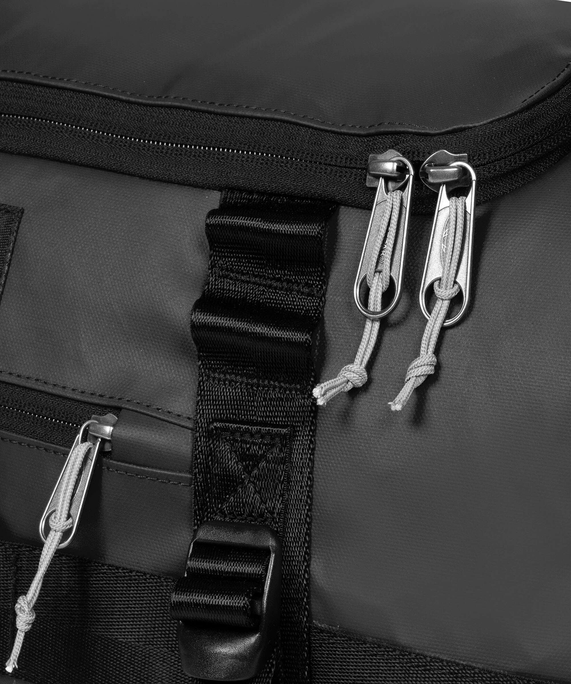 Eastpak Tarp Duffel Pack S Torba podróżna tarp black - Image 4