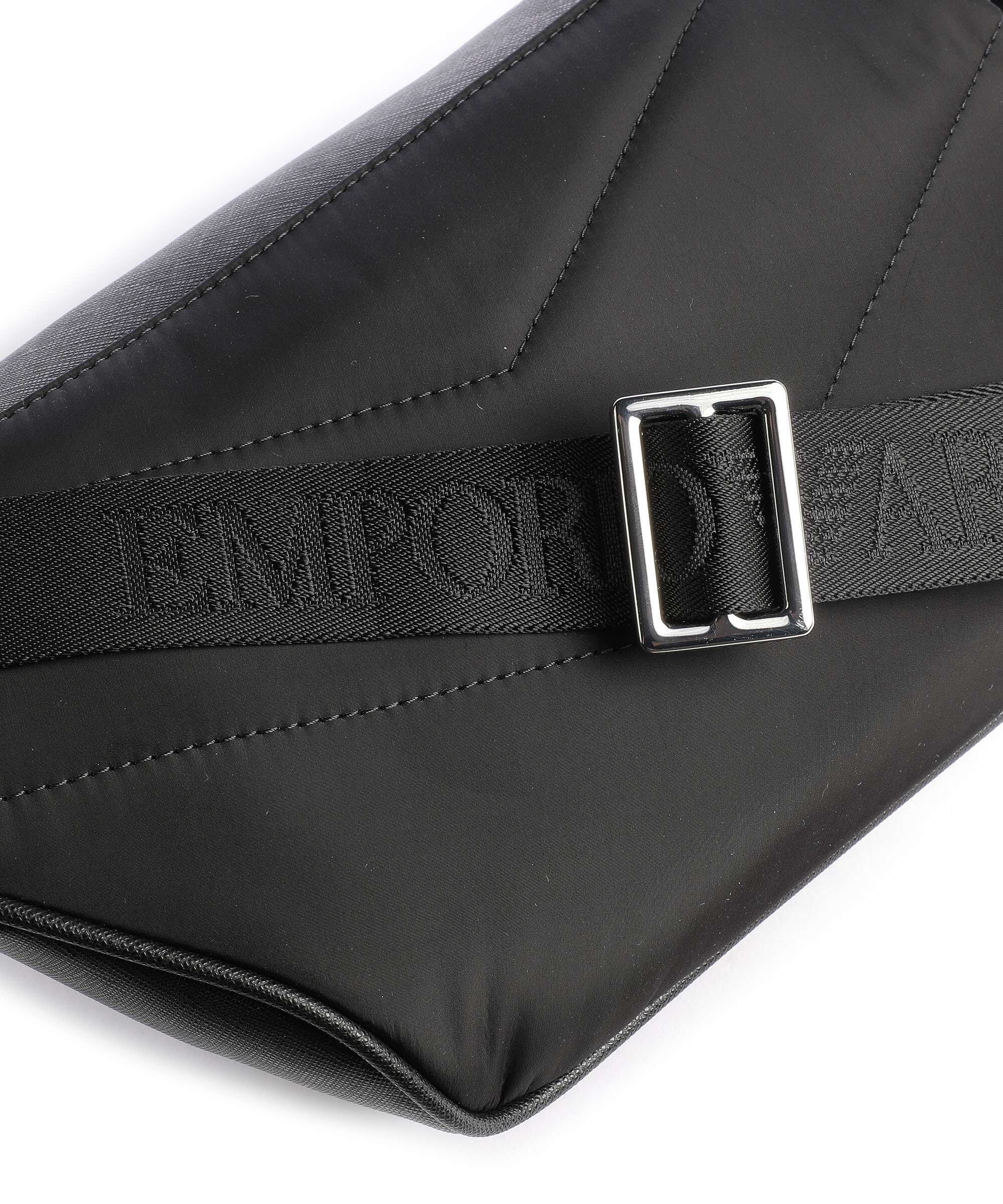Emporio Armani Business Regenerated Saszetka nerka black - Image 5