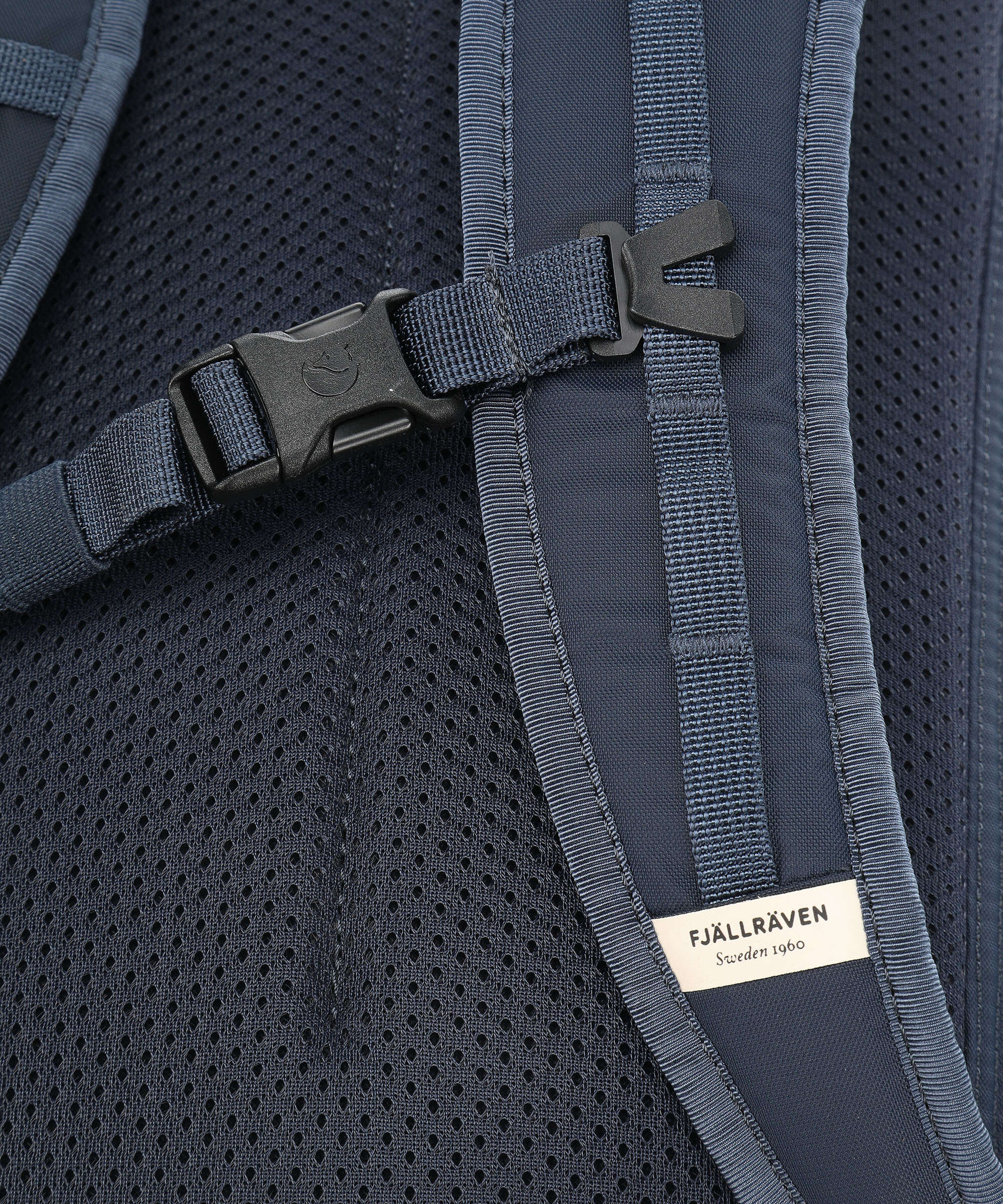 Fjällräven High Coast 24 Plecak z rolowanym zamknięciem navy - Image 4