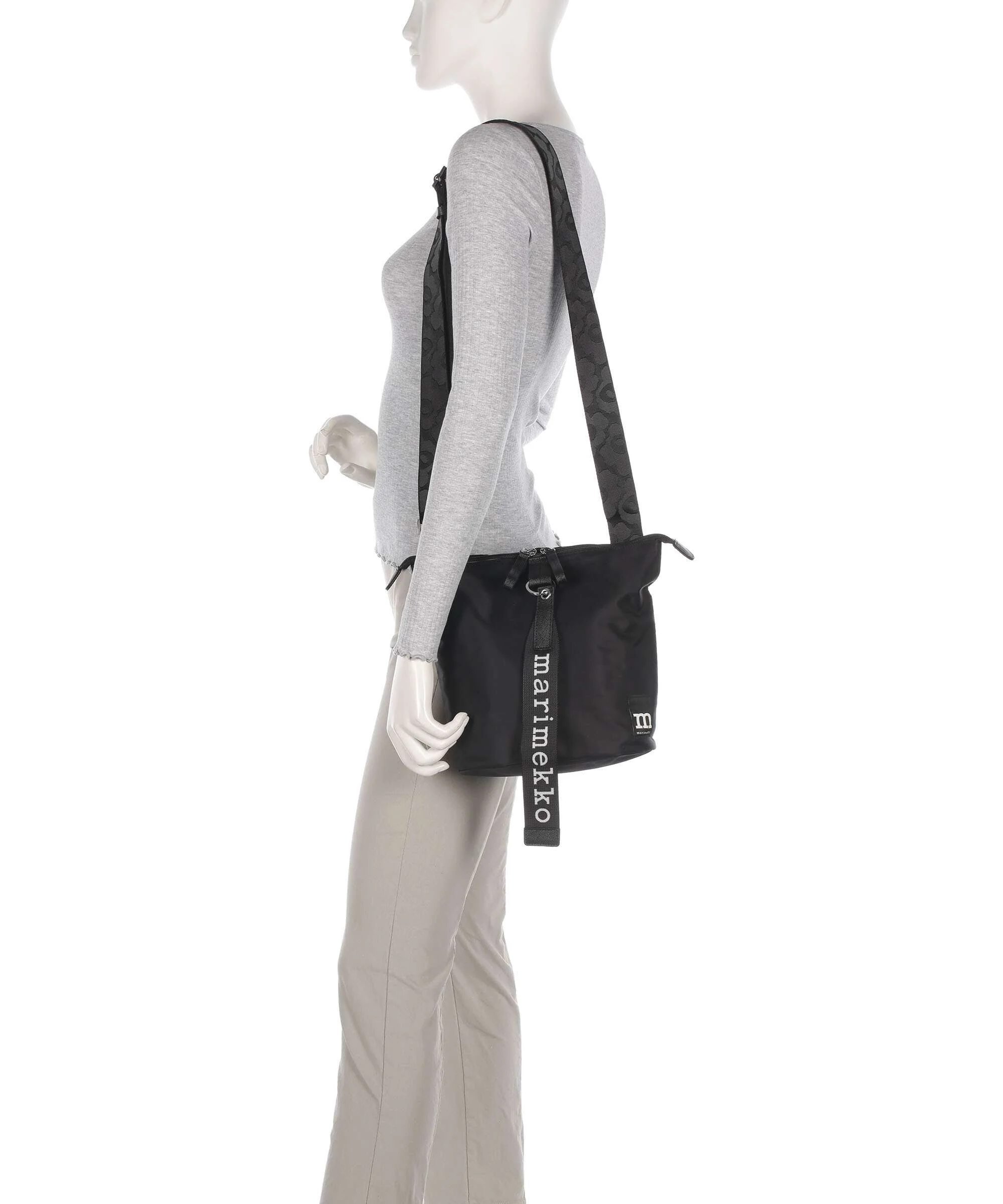 Marimekko Carry All Solid Torebka worek black - Image 3