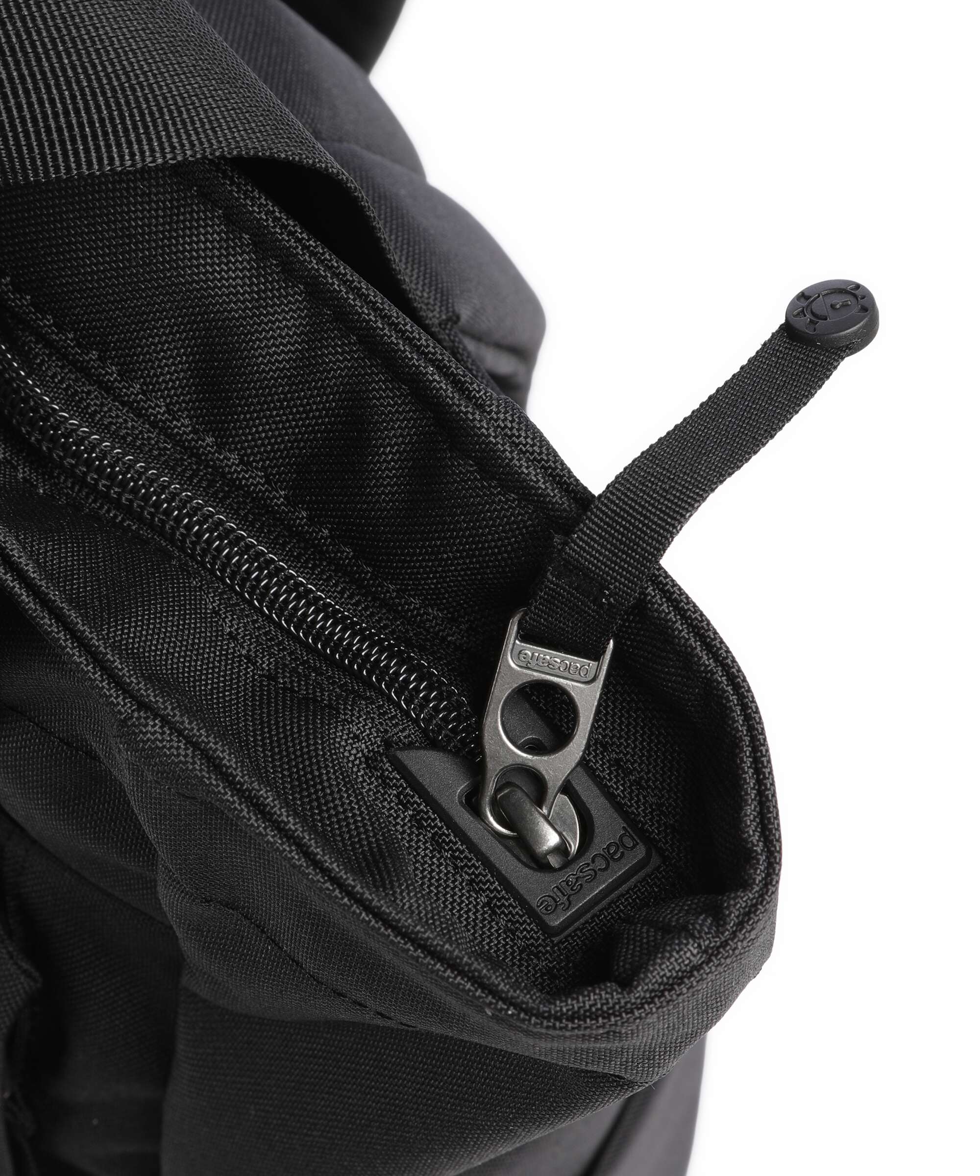 Pacsafe Go Plecak jet black - Image 5
