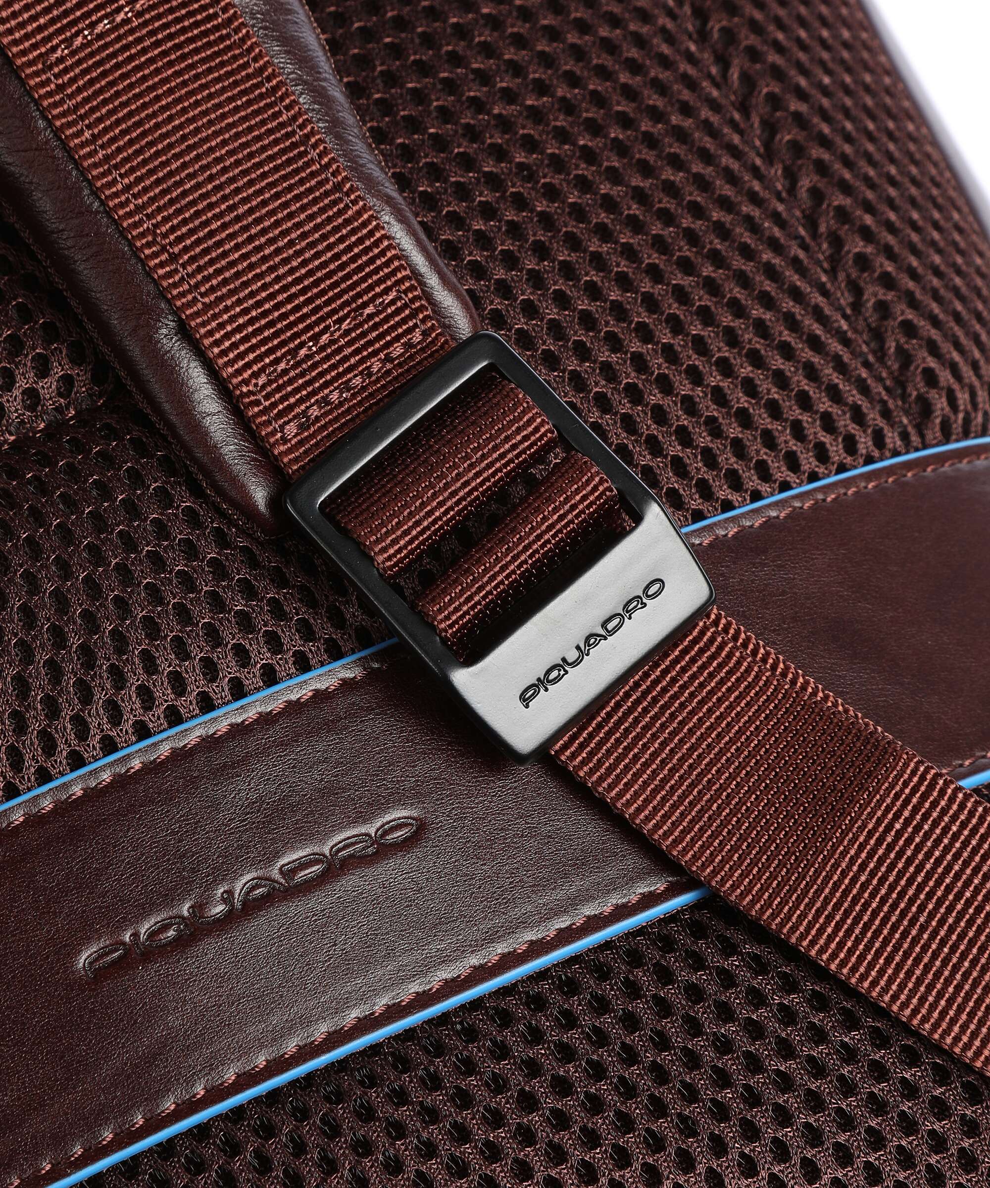 Piquadro Blue Square Revamp Plecak na laptopa mahogany - Image 4