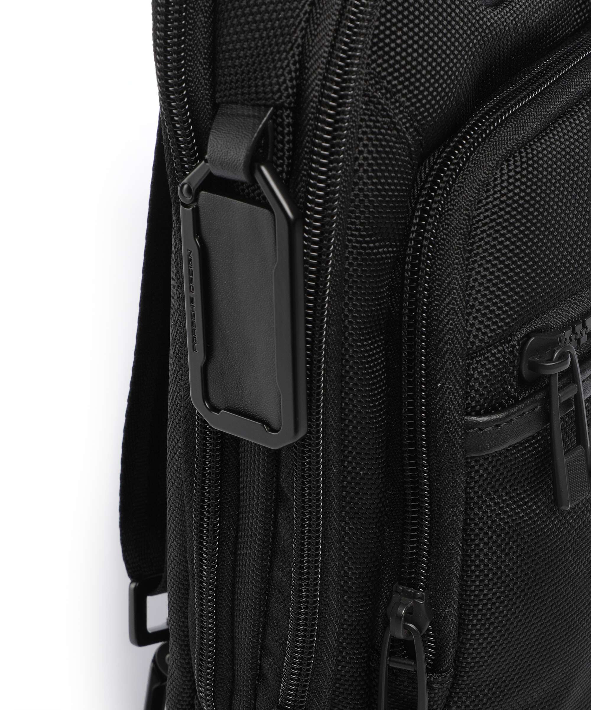 Porsche Design Roadster Evo S Plecak na jedno ramię black - Image 4