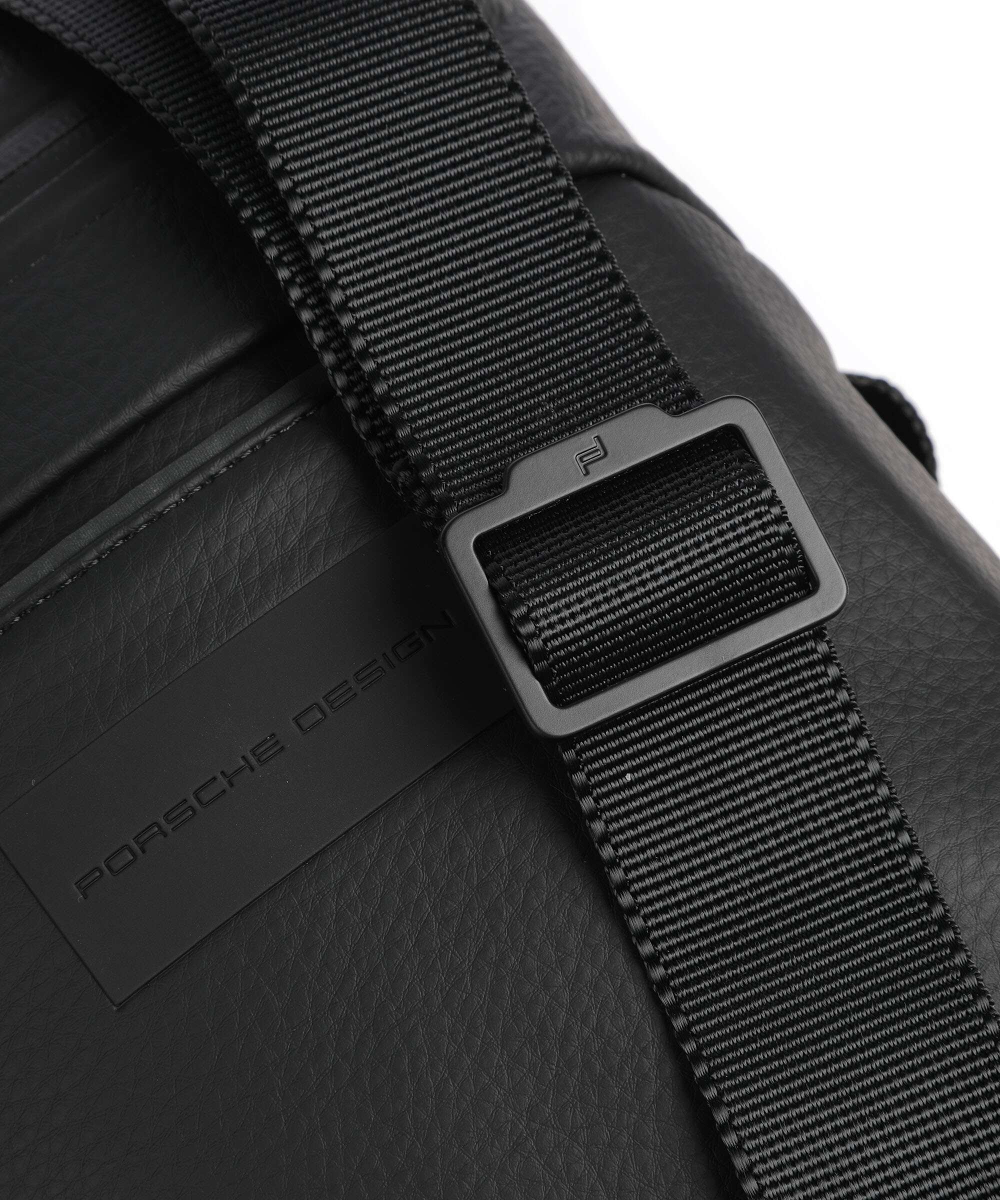 Porsche Design Urban Eco S Torba przez ramię black - Image 4
