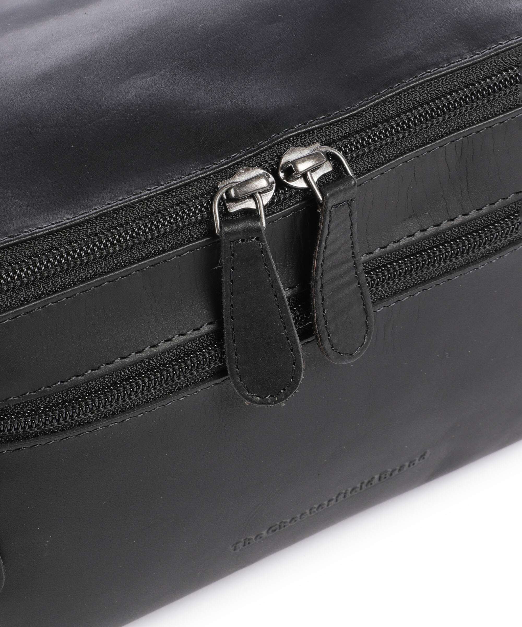 The Chesterfield Brand Wax Pull Up Cow Elmia Torby toaletowe black - Image 3