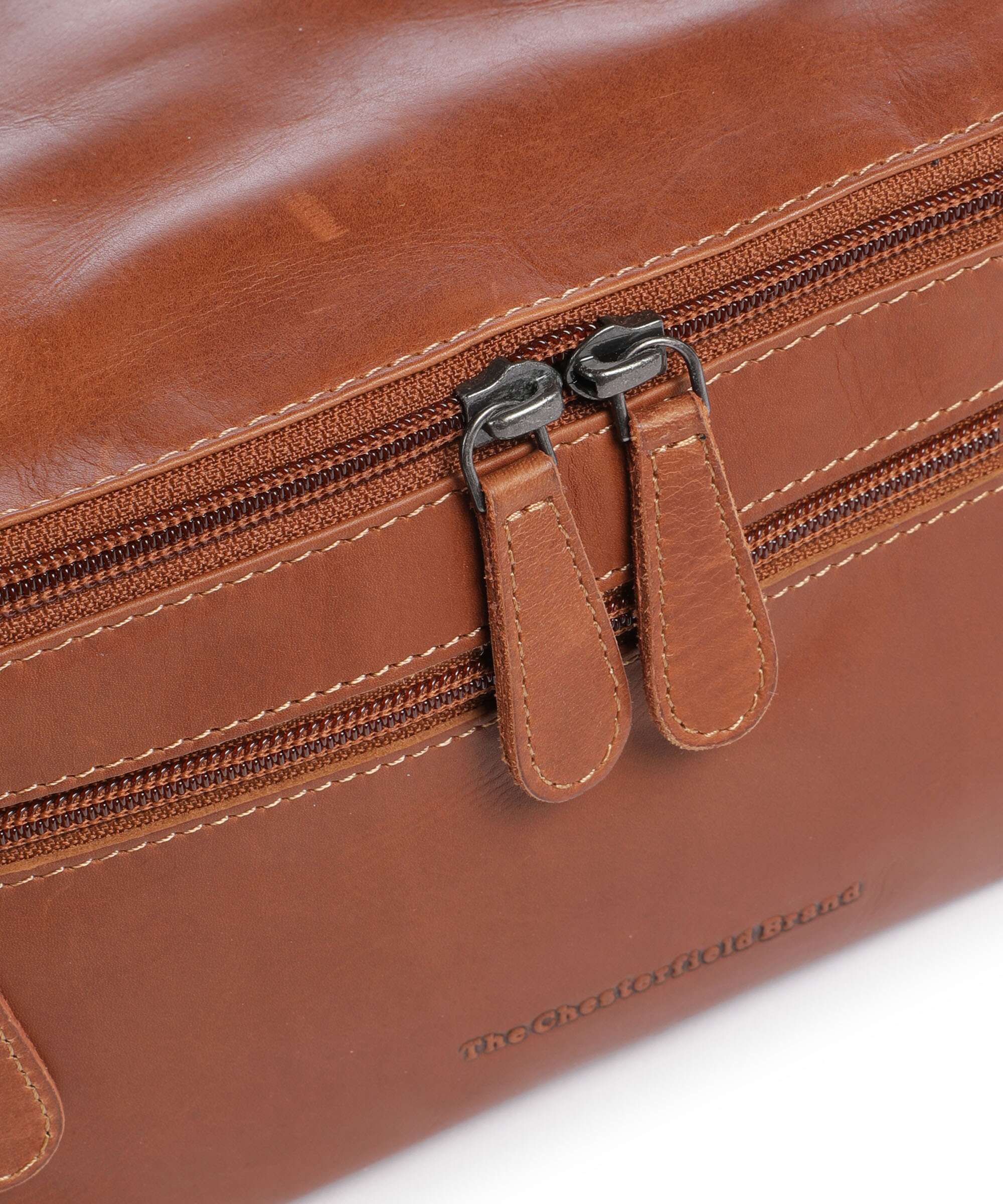 The Chesterfield Brand Wax Pull Up Cow Elmia Torby toaletowe cognac - Image 3