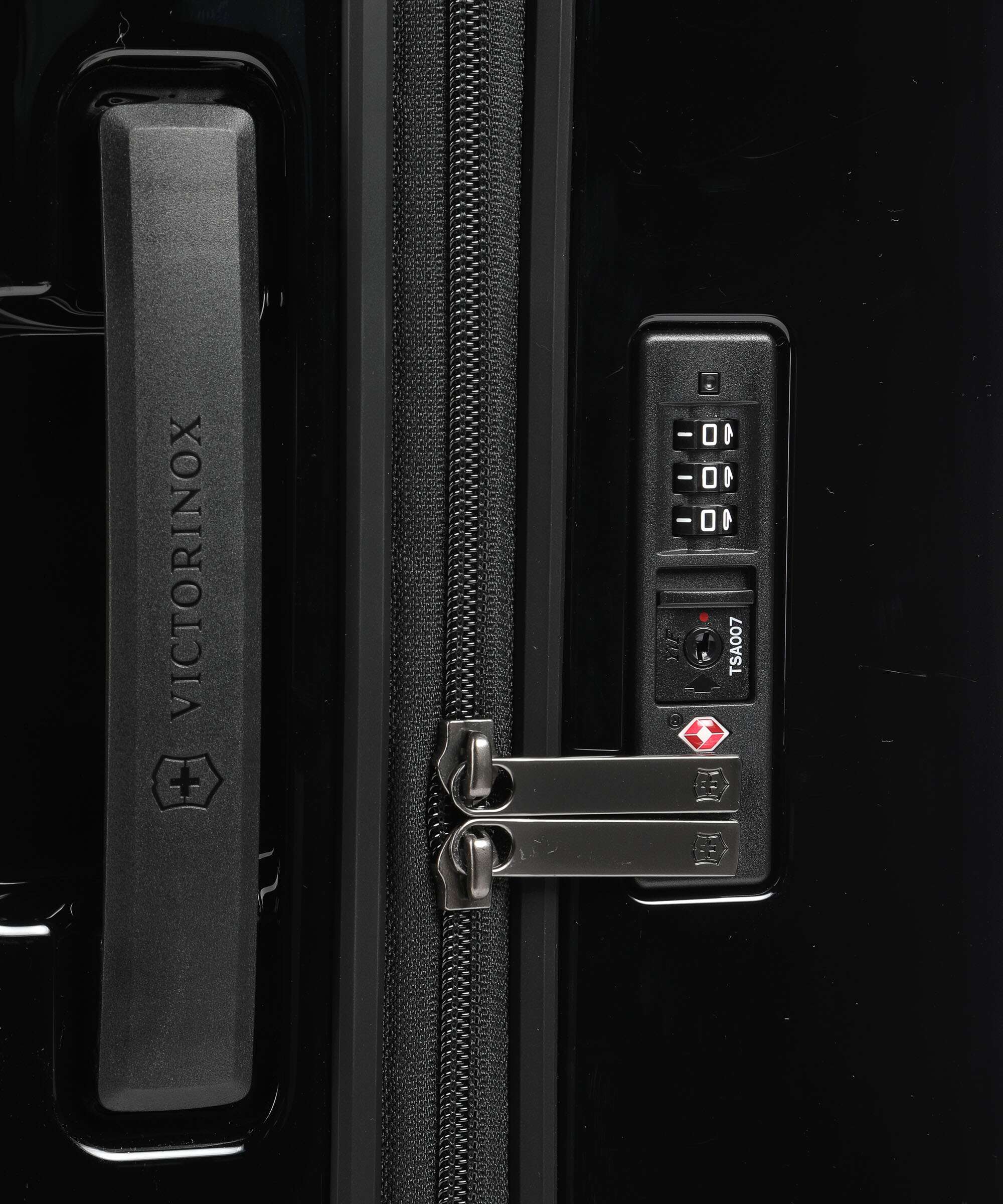Victorinox Airox Medium Walizka na 4 kołach black - Image 3